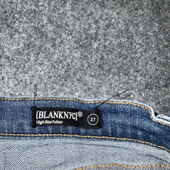BlankNYC Shorts Womens Size 27 Blue Denim High Rise Fulton Roll Up distressed - Picture 3 of 10